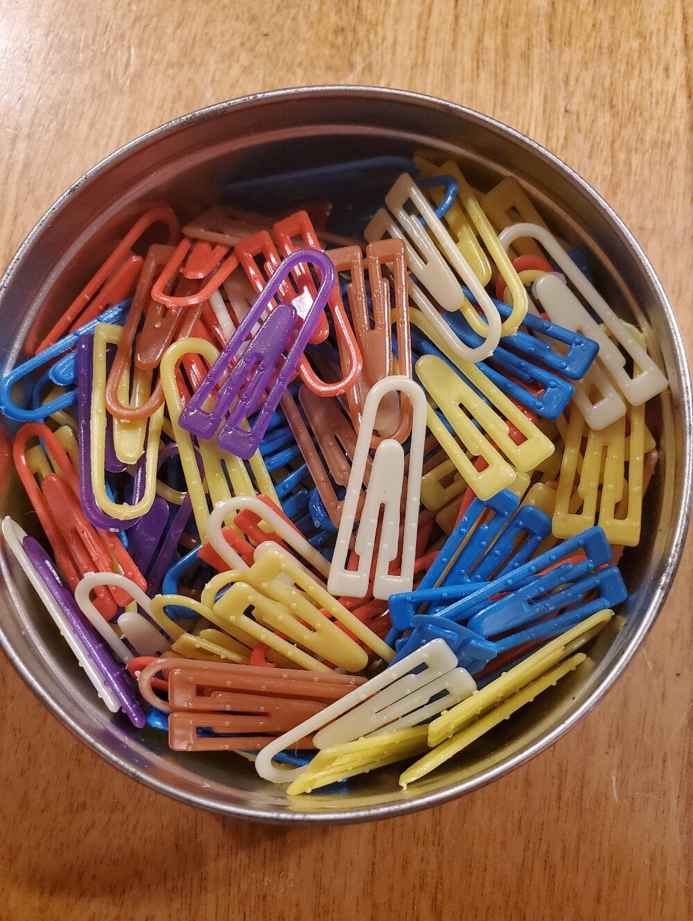 Vintage ACCO Multicolored Plastic Paper Small Clips & Tin 100+